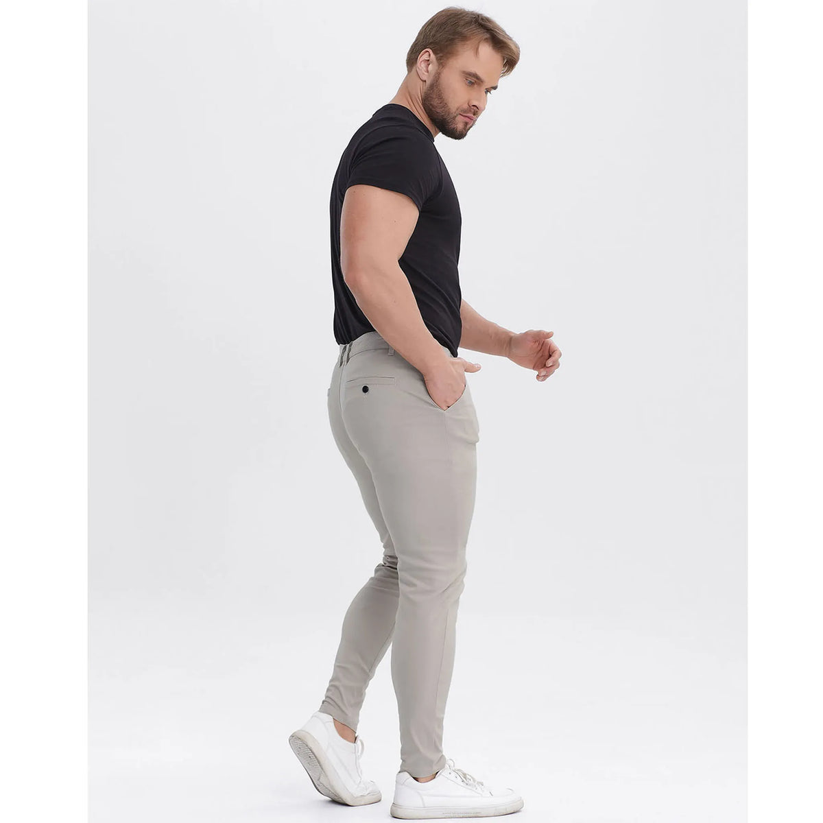 Men wearing slim fit chinos with business casual outfit